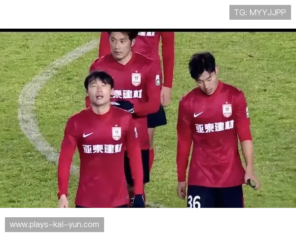 长春亚泰连续压制使对方阵线逐渐崩溃