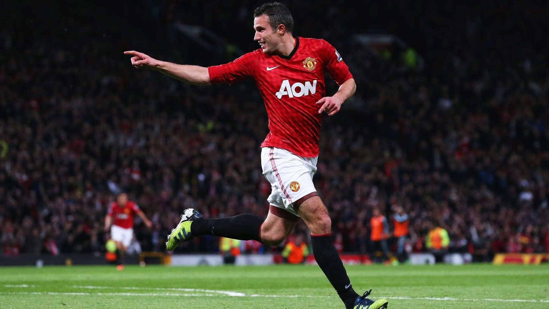 世界拳击金腰带挑战赛广州站 中国中量级拳手读秒阶段连续重拳终结对手